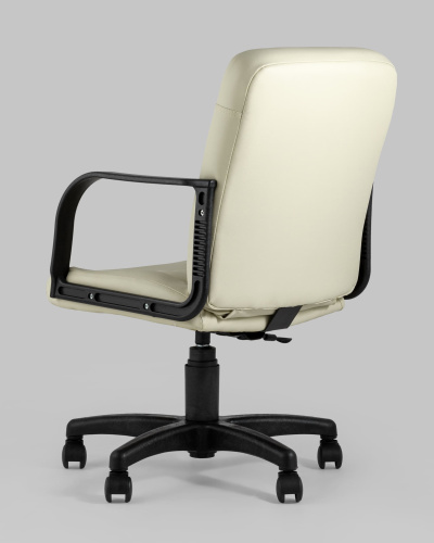 Кресло офисное Марк экокожа кремовый. Фото №7