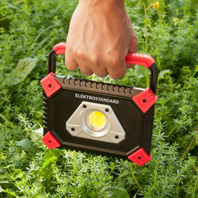 Фонарь ручной Elektrostandard FL120 a040659 фото Фонарь ручной Elektrostandard FL120 a040659. Фото №2