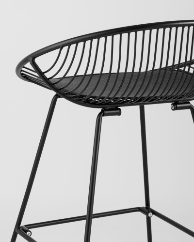 Стул полубарный UFO черный с черной подушкой. Фото №8